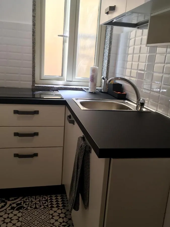 Вилла Rainbow House Катания 0*,