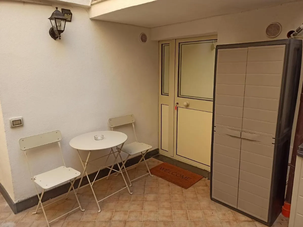 Prázdninový dům Vila Rainbow House Katánie